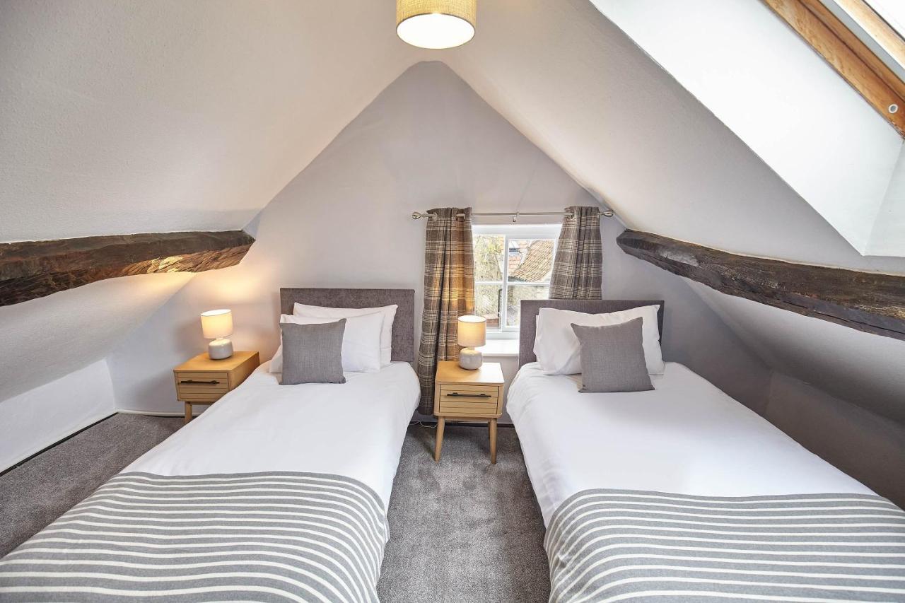 Host & Stay - Buckingham Square Helmsley Exterior photo